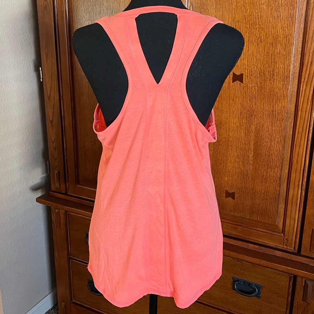 Asics Coral Keyhole Tank Top - Picture 2 of 3